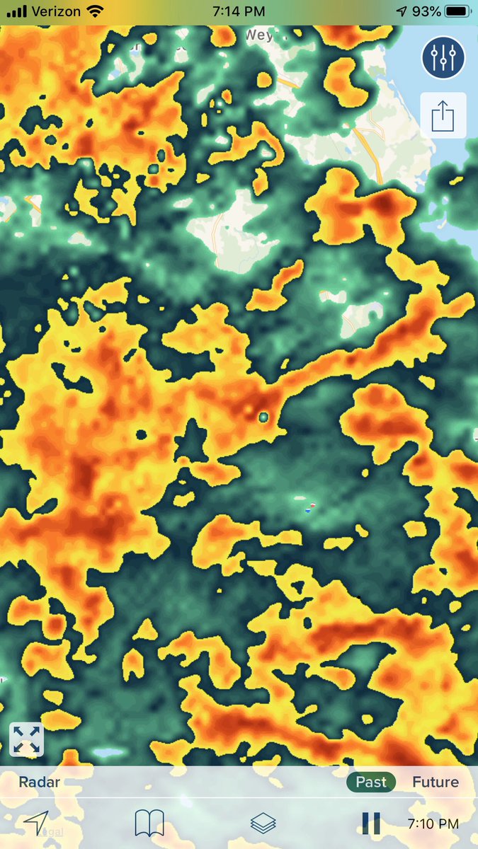 festivus400's tweet photo. @growingwisdom Thunder and Lightning in Lakeville. https://t.co/xEbY5XZRtj