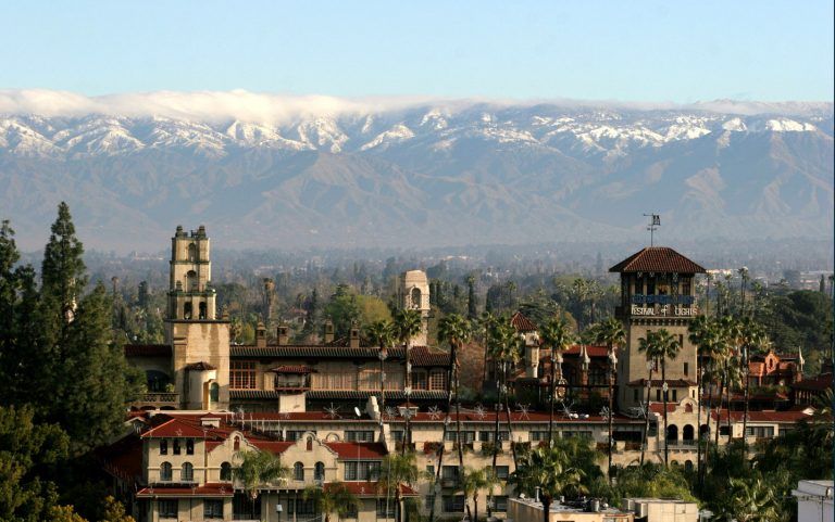 Brian_Ayer's tweet photo. #Sothebys International Realty Affiliates LLC today announced their latest expansion in Riverside. Murray Real Estate, Inc. is the newest member of the #globalnetwork and will now operate as Crest Sotheby’s International Realty. 
Read more https://t.co/h8BDDhu0yU https://t.co/Am078V0qUd