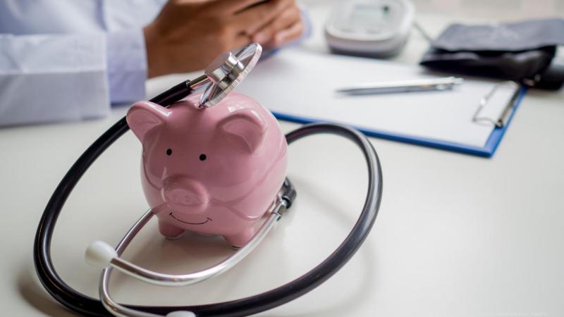 Don’t leap into just any health savings account: 4 factors to consider when choosing an HSA administrator.
#HSA #Health #savings #healthcare #costs #HDHP #Financial #financialplanning #fees 

bit.ly/2q1i7ga