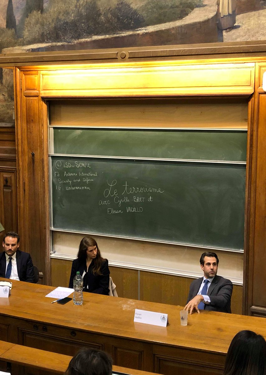 ISD_SONU's tweet photo. @cy_bret @FloranVadillo @Espions2lElysee @lhetairie @Maxime_Boskov Merci à vous deux @cy_bret et @FloranVadillo (cc @lhetairie)  d'avoir accepté notre invitation et de partager avec nous vos idées   ! 🙌 Nous sommes fiers d'accueillir des intervenants tels que vous https://t.co/uNAW2Q80xp