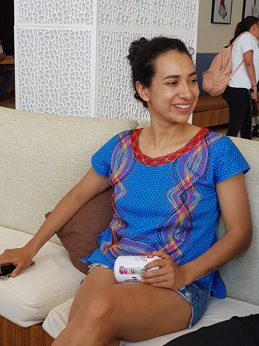 TwittCzm tweet media