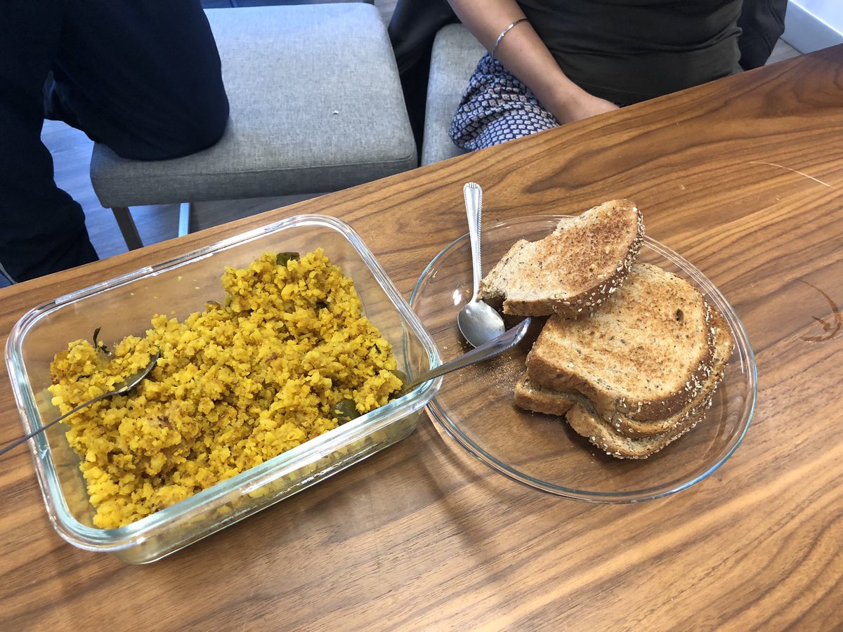 ninepoonyapat's tweet photo. Behind the scenes of #Buzzinga team!! With delicious Poha from chef @tanzzzy // @NishantD8 @hex_ink @tinghee2  #CX19 🤓🤓📸📸 https://t.co/bwDgPi5ytD