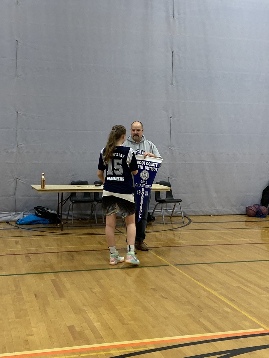 L_Desroches's tweet photo. A huge congratulations to the intermediate girls basketball team on winning the finals to become Area champions!! Off to countys next Tuesday! @MundysBayPS https://t.co/IR2nrKjfWR