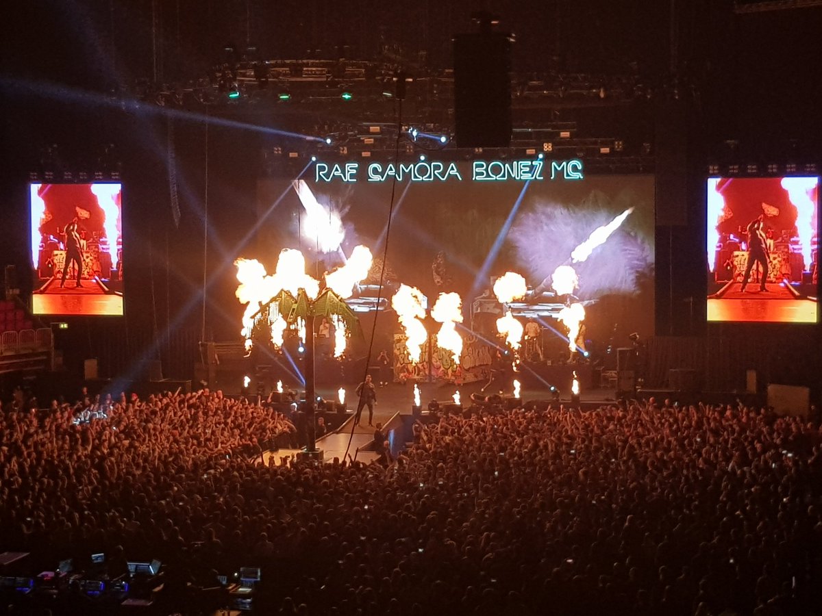 Palmen aus Plastik 2 Konzert war Bombe. Danke nochmal an .<a href="/mmpascal/">mmpascal</a> für die Einladung. 👌