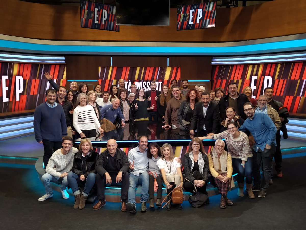 Moltes gràcies! Aquí teniu la foto d'avui! Si voleu venir de públic, envieu un e-mail a publicEP@tv3.cat
#EstàPassantTV3