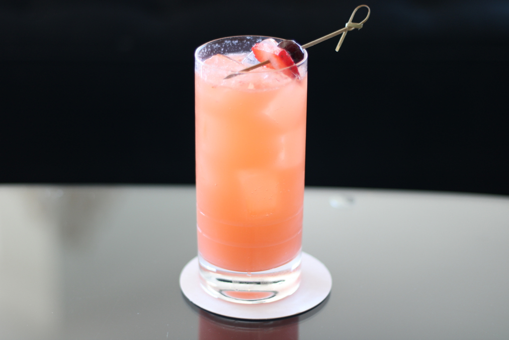 #mocktails are clearly nothing to be #mocked.  #sorry. This one is called 4-part Harmony and we’ll let you come and taste for yourself what it’s like when everyone and everything get along beautifully #harmony

#sunsetloungefortcollins #sunsetlounge #haveyouseenthesunset