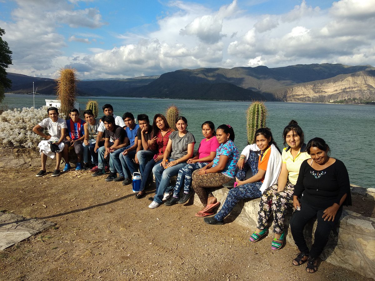 Cajmisionchaqu2's tweet photo. En Salta con los chicos de 5° del colegio 5165 Misión Chaqueña ❤️ @fguillesaavedra @UrtubeyJM @SomosCAJ_2019 @MSeel6 @MartaMariaMerlo @artydance23 @SaltaSecundaria @CSecundaria @romyalancay @AlancayDel @yoyballon @RangeonMartin @5148Caj @diegojamoreno https://t.co/pylkV0rlDo