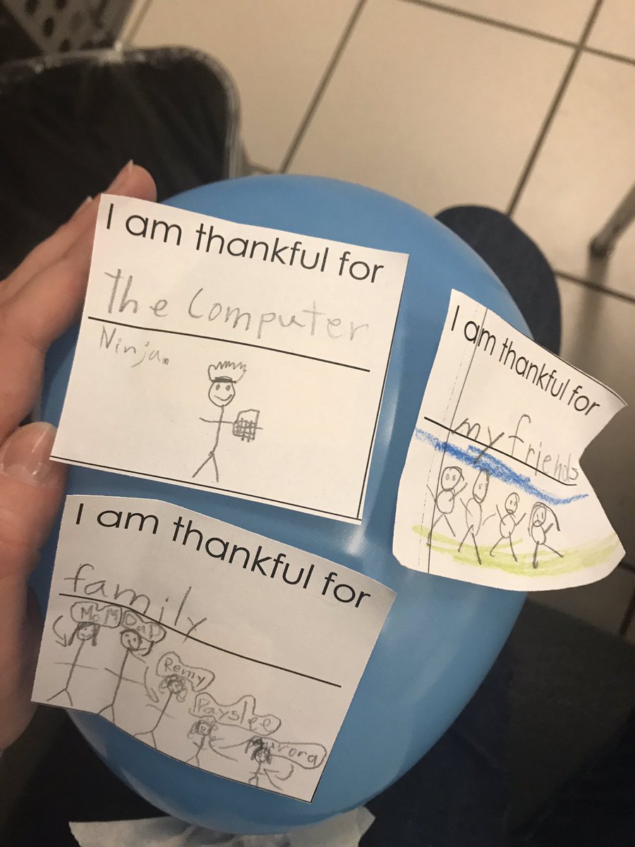 KellyHarrisVB's tweet photo. Closed out the half day before Thanksgiving break with our very own parade! The kiddos loved using the Dash robots and Go app to put their gratitude on display for other 1st grade classes. Also, can you tell the kids love @dina_dreistadt?! #BWBraveTech @BrookwoodElemen https://t.co/1hSPt75H4B