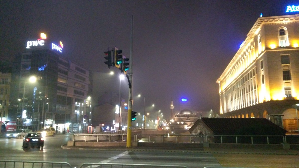 PhilipDanchev's tweet photo. 5:30 a.m. Walking in the November morning mist - part two.

#fog #morning #sunrise #building #citylife #buildings #cityscape #town #early #mist #cities #wakeup #chasingfog #skyline #downtown #lights #citylights #pic #picture #photos #moment #pics #pictures #quiet #silence https://t.co/9gtXwgR90E
