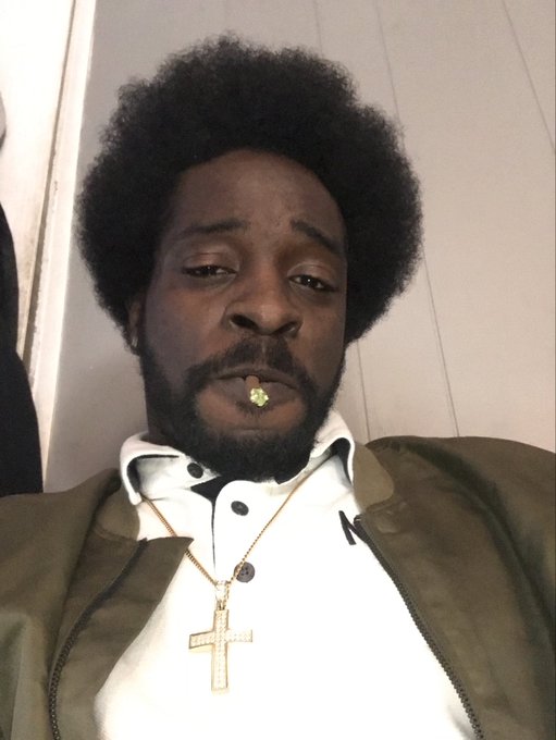 Smoking out on my bday with a bro.... #caliwave https://t.co/49Sc5jV4un<a href="/tag/caliwave"class="tags">#caliwave</a>