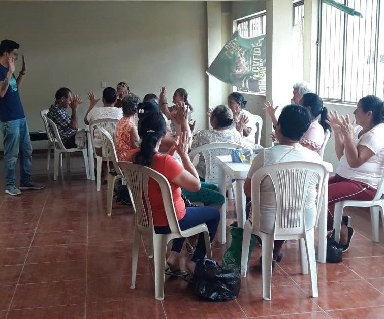SSANSSAN4's tweet photo. En el municipio de Policarpa se realizó el encuentro pedagógico “Autocuidado, sembrando vida” donde los adultos mayores reconocieron a través de la siembra y cuidado de las plantas, las prácticas de autocuidado que pueden contribuir a la vivencia de una tercera edad saludable. https://t.co/z30jzayk5D