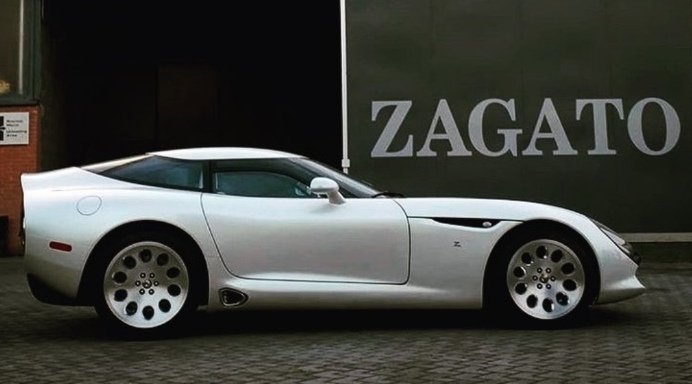 Alfa TZ3 by Zagato - the first new TZ was the Corse One-Off designed by Mariella Zagato, her brother designed little later this for Fiat Chrysler marriage from which a dozen were made #nino_nucarocarexpert @AlfaRomeoUK @alfaqfour @LoveAlfa_ @AlfaRomeoClubUS @MarabelliGp @GBtris