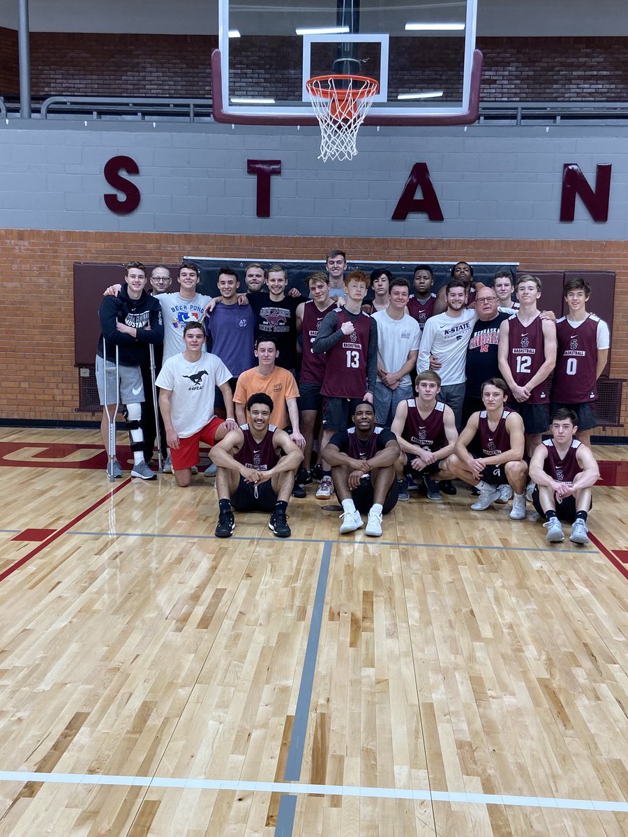 Great practice before Thanksgiving! Thanks to a few of our former Mustangs for dropping in this morning #mustangpride