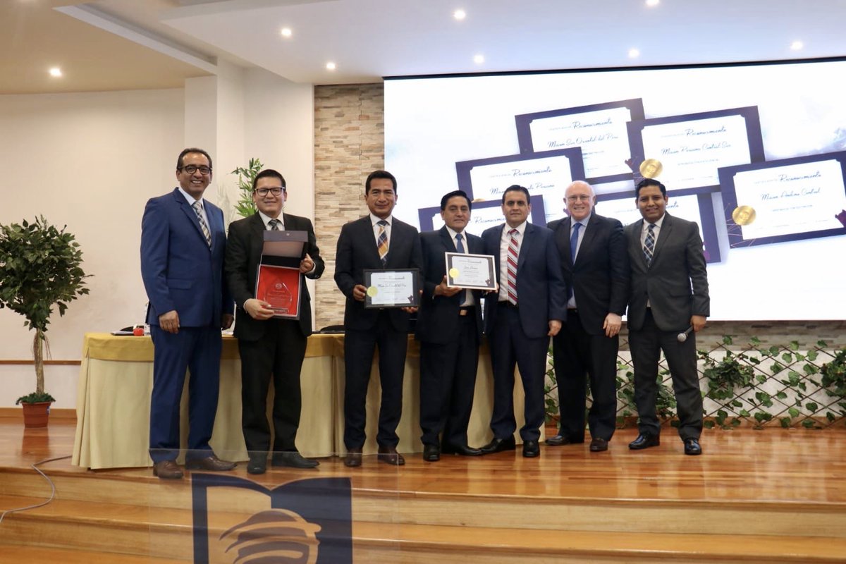 Reconocimiento especial al área de Secretaria de la MSOP, por haber aprobado con distinción en la evaluación respectiva. 
#ConcilioUPS <a href="/EnzoChavez/">Enzo Chávez</a> @Pr_RaulYaranga <a href="/josuellempen/">Josué Llempén</a>