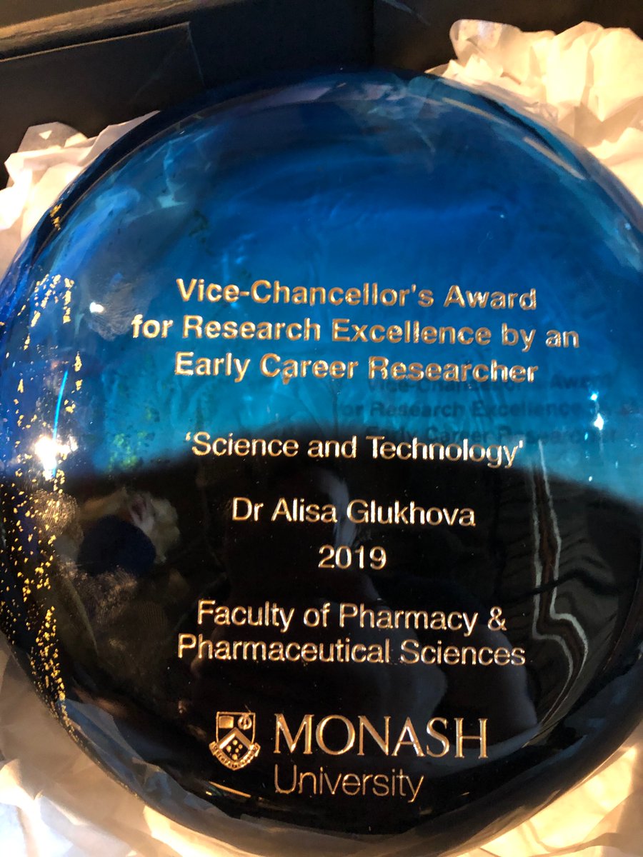 Another big congrats to Alisa @gl_alisa for another well deserved research award! #HerResearchMatters