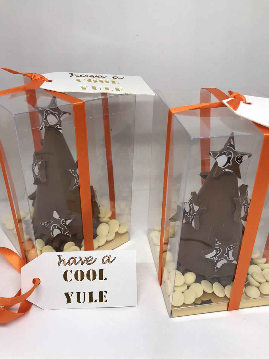 Madeatthemeadow's tweet photo. Chocolate Christmas trees ready for this weekend with @Crafty_Vintage @HolmesMill #Clitheroe https://t.co/nf93WMVd8C