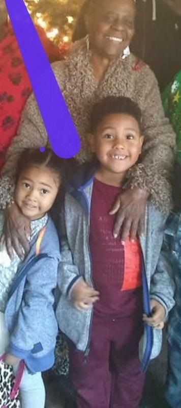 #FFPD is trying to find an elderly female and her grandchildren.  If seen please contact your local police department. Vehicle is a green '00 Acura TL license 5HLM514 local.nixle.com/alert/7672067/
