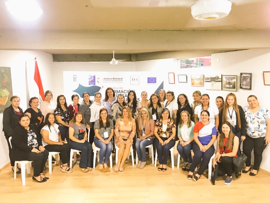 figueredcynthia's tweet image. 7mo módulo " Delitos y Faltas Electorales " con la Dra. Fabiana Marin. Escuela de Formación Política para Mujeres Líderes 7ma edición. @TSJE_Py @Genero_JE @IDEA_int_Py @UEenParaguay @PNUDPARAGUAY @WdnParaguay #sevoslaprotagonista #MujeresAmericaLatina