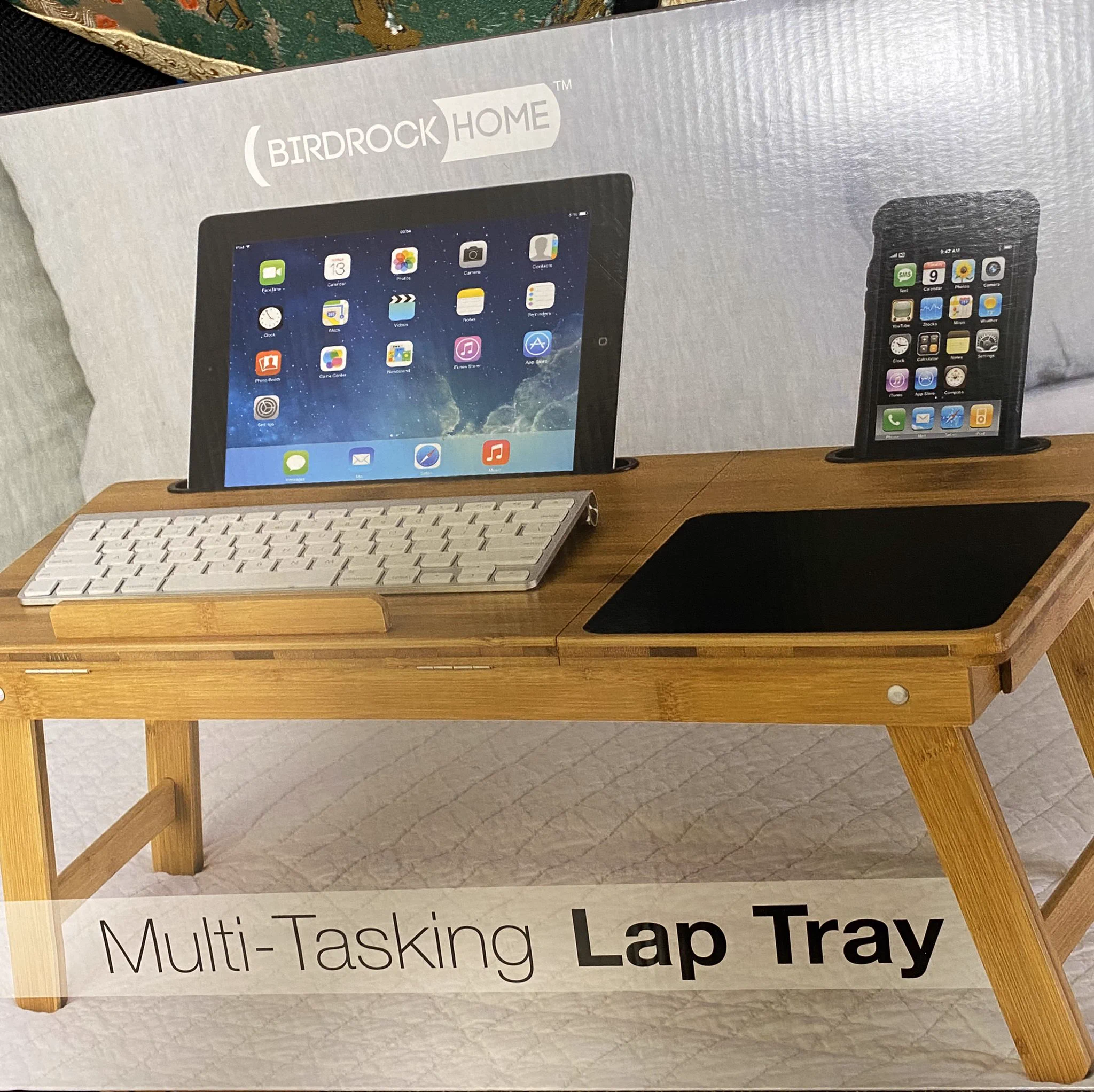 ベッドでiPad作業が簡単にできる！？コストコの机が便利すぎるwww