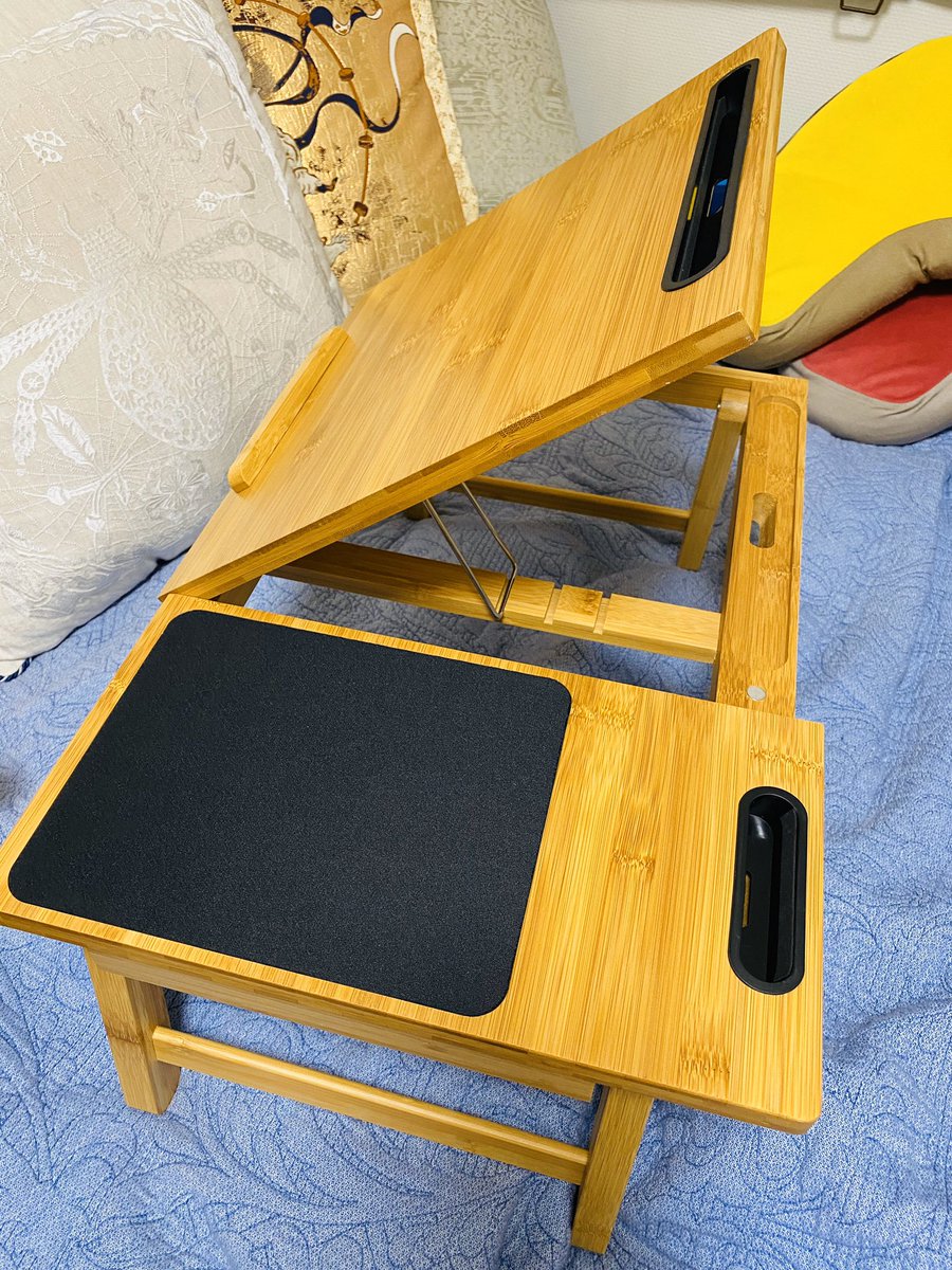 ベットを仕事場にしてしまうスタンドが最高すぎw ダメにされたい Ipadなくても欲しい Togetter ベットを仕事場にしてしまうスタンドが最高すぎw ダメにされたい Ipadなくても欲しい Togetter