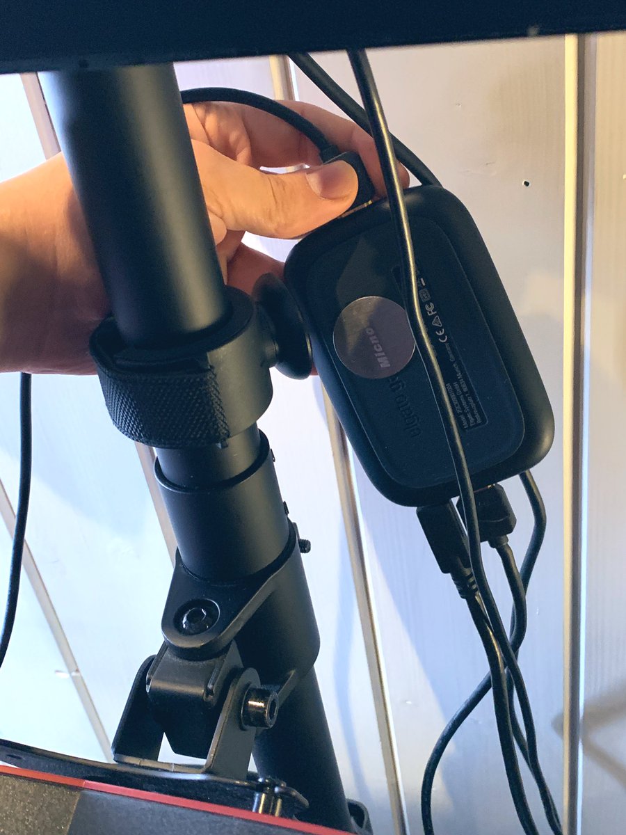 starflame's tweet photo. Struggling where to put your capture card but you want it close for ez access? I gotchu fam

@elgatogaming @OBSProject 
#starflameprotip #streamerhacks #elgato #hd60s #obs #obsstudio #twitch https://t.co/o7v4q3krqU