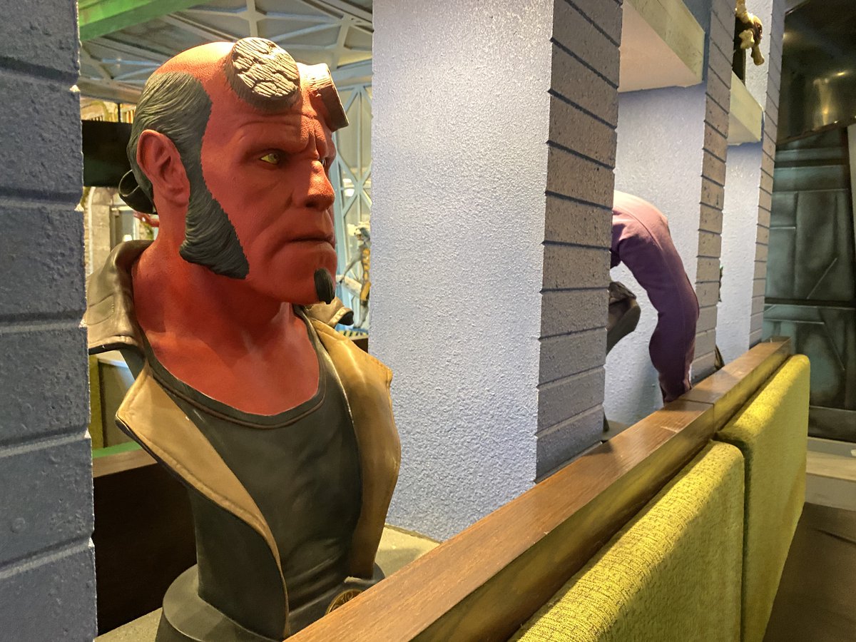 Abc15 Arizona On Twitter First Look Comicx A Comic Book Themed Restaurant And Bar Is Set To Soft Open Next Week At Shopdesertridge In Phoenix See Inside Https T Co Ezr75wjfn1 Abc15 Https T Co N6lnyve4xa