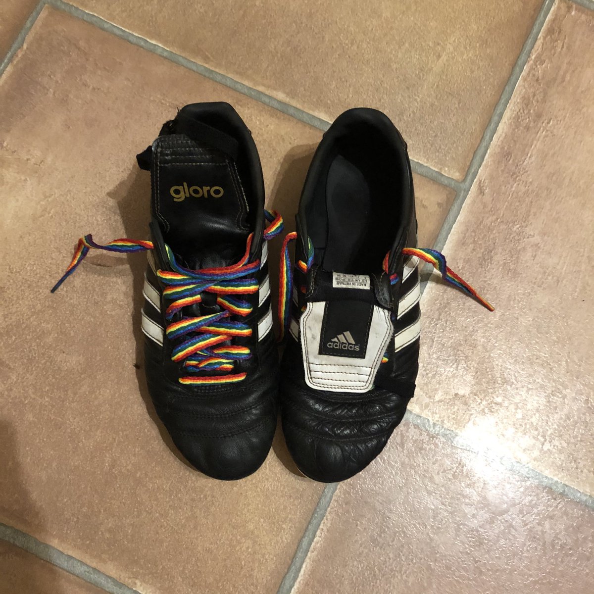 CoachGeracitano's tweet image. Laced up my #rainbowlaces tonight for the 2 games 5 aside I played, in support of the #Stonewall #acceptancewithoutexception campaign. #makesporteveryonesgame #Fooball4Everyone #F4E #soccer #football #soccercoach #footballcoach #coachlife