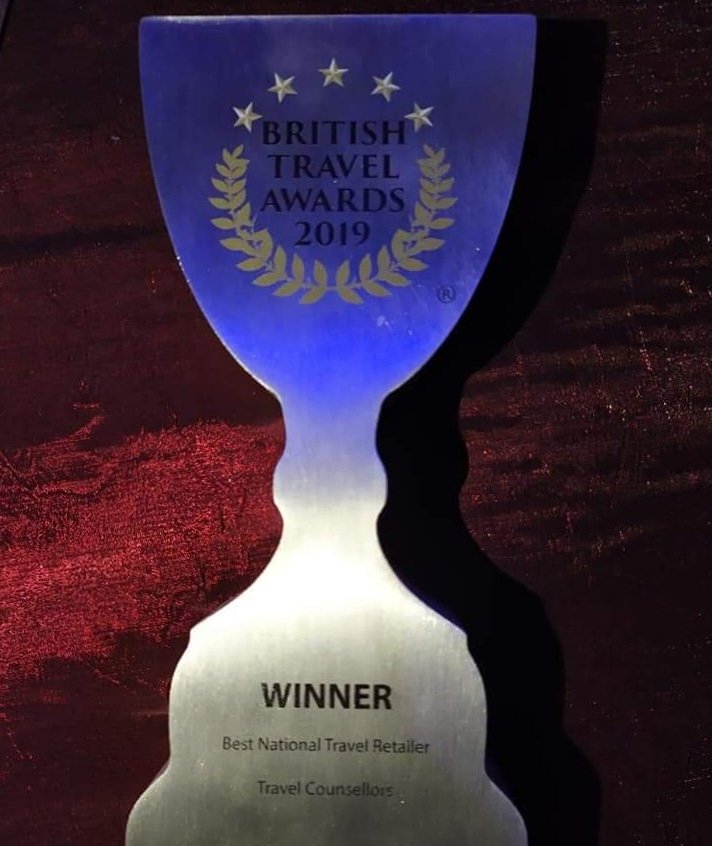 NicFoleyTravel's tweet photo. Fabulous news...this evening we won Best National Travel Retailer at the British Travel Awards!! Such a huge accolade, up against travel giants such as TUI and Virgin. 🎉❤️

#LoveMyJob #TCExperience #WithUsItsPersonal #BritishTravelAwards #TravelCounsellors https://t.co/y06IPM2VF6
