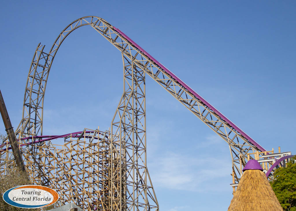 TourCentralFL's tweet photo. Just posted! A look at #IronGwazi being topped off today @BuschGardens #Tampa!
See more on the site: https://t.co/gt1nLtbMbg ~
#BGTProject2020 #2020Rising #RMCGwazi #Gwazi #BuschGardens https://t.co/kuR02ANWWX