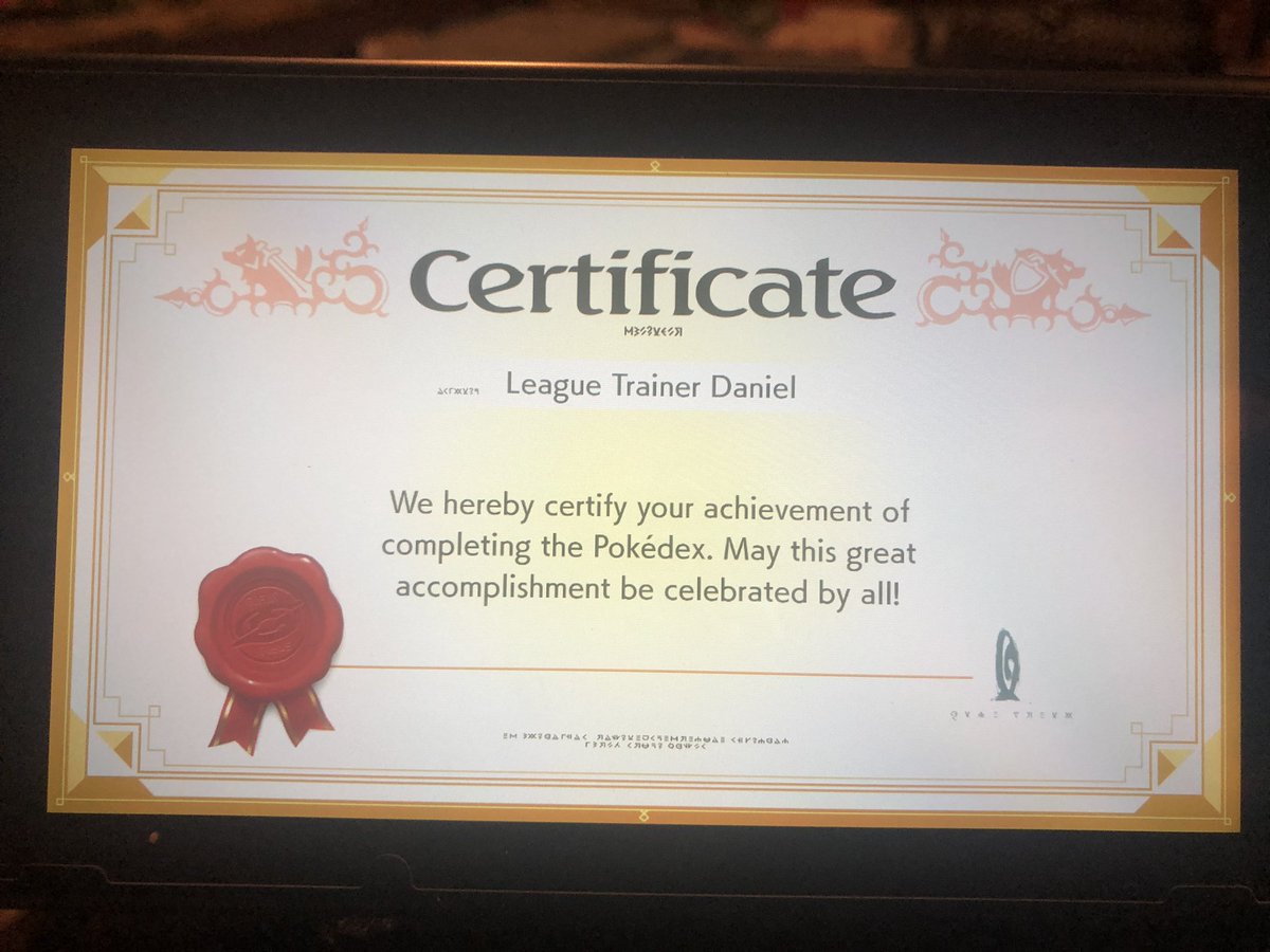 imdanielholt's tweet photo. I done did the thing! 😎#PokedexComplete #PokemonShield https://t.co/oT1Di919OU