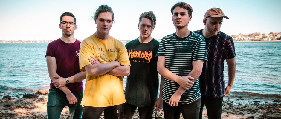 Surprise! <a href="/homestateau/">Homestate</a> unleash their self-titled EP tomorrow but we're premiering it for you to thrash a day early. Head over and see why we think these guys are the next big thing in Aussie pop punk! <a href="/collisionpr/">Collision Course</a> wallofsoundau.com/2019/11/28/ep-…