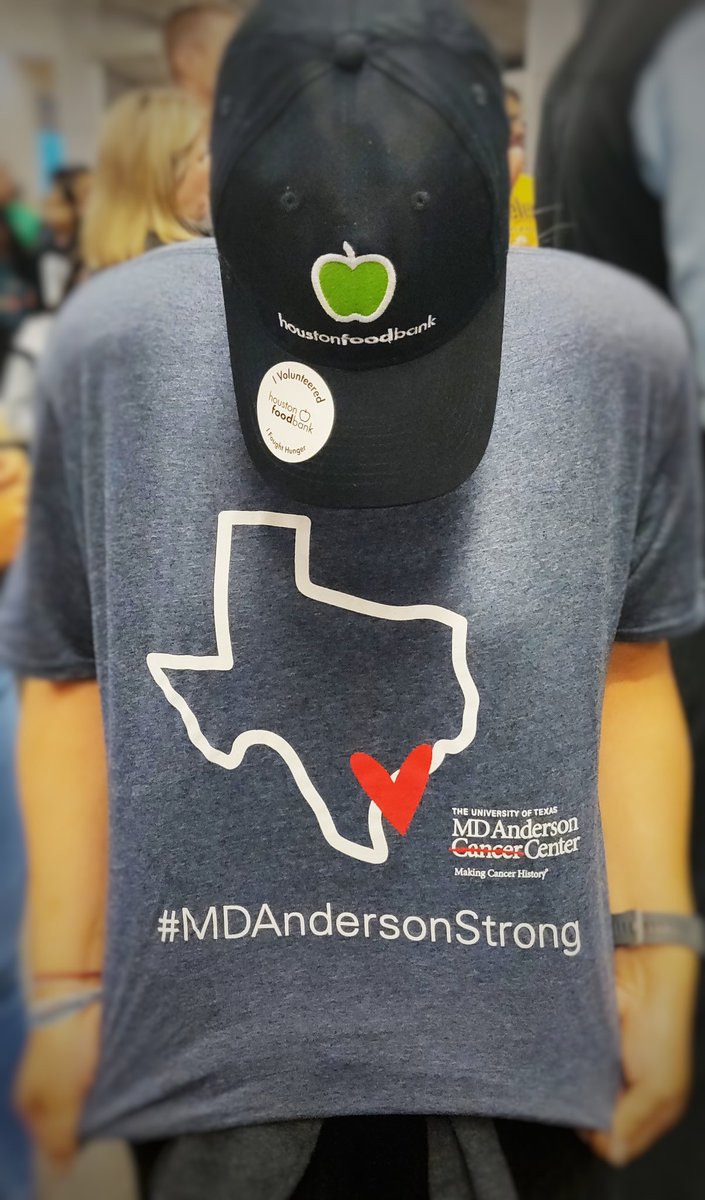 arieshorse's tweet photo. Proud to be part of this amazing institution. I'm an employee, volunteer, and a cancer survivor! #IAmMDAnderson &amp; we love giving back to our community. Had fun volunteering  @HoustonFoodBank #helpie #DevOff #CorporateAndCommunityAlliances @MDAndersonNews @amlutt2 #endcancer https://t.co/yWhNJqSpO1