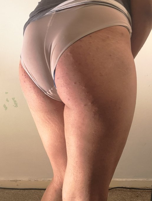 keeping it simple XX
#sissy #trap #panties #ass #twink #femboy #nsfw #crossdress #femme #booty #sissytrap