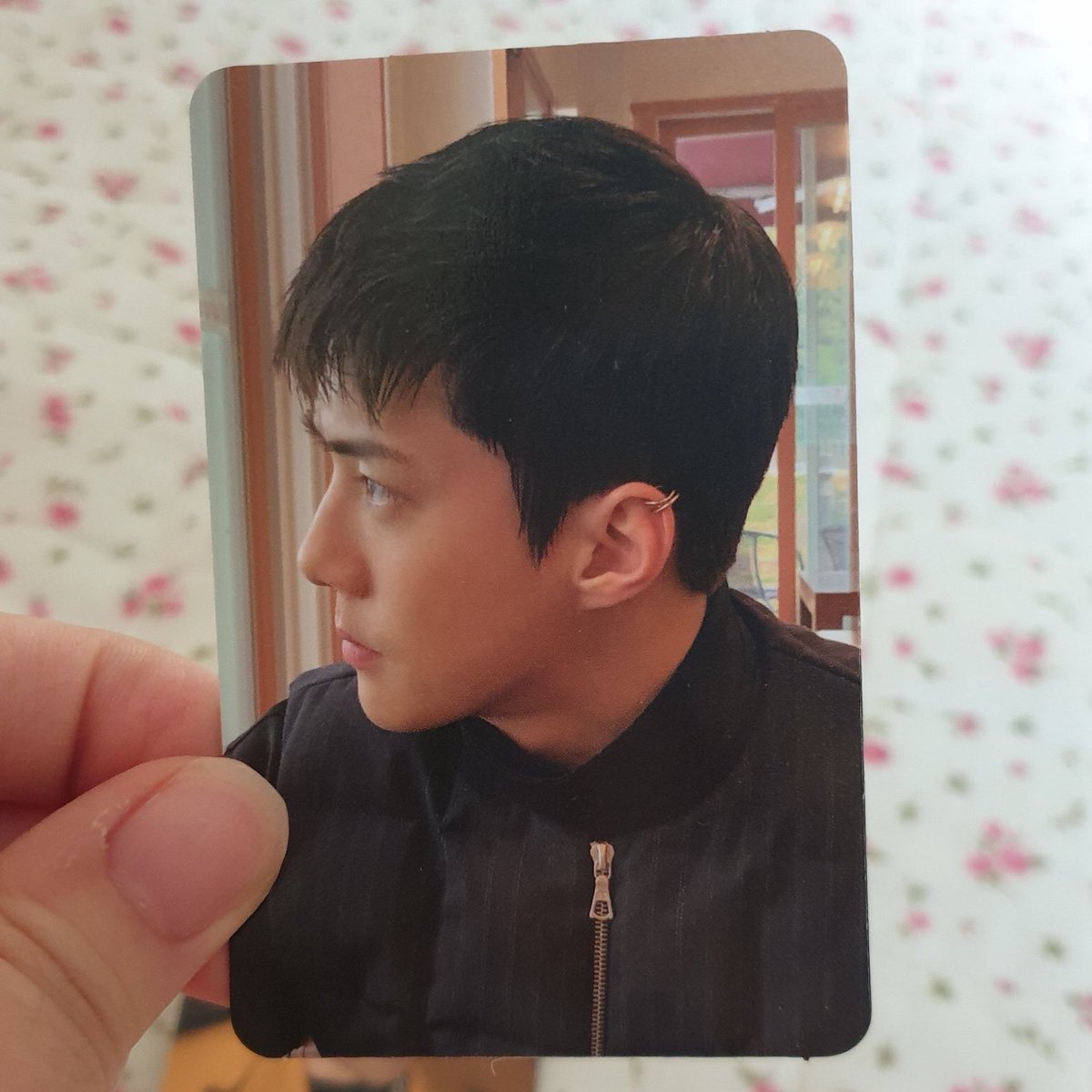OhSeHunBR's tweet photo. [PIC] 28.11.19 - Photocard do SEHUN.(OBSESSION - Versão EXO) 

Cr. skizo_lighter https://t.co/IPAoxaTqSW