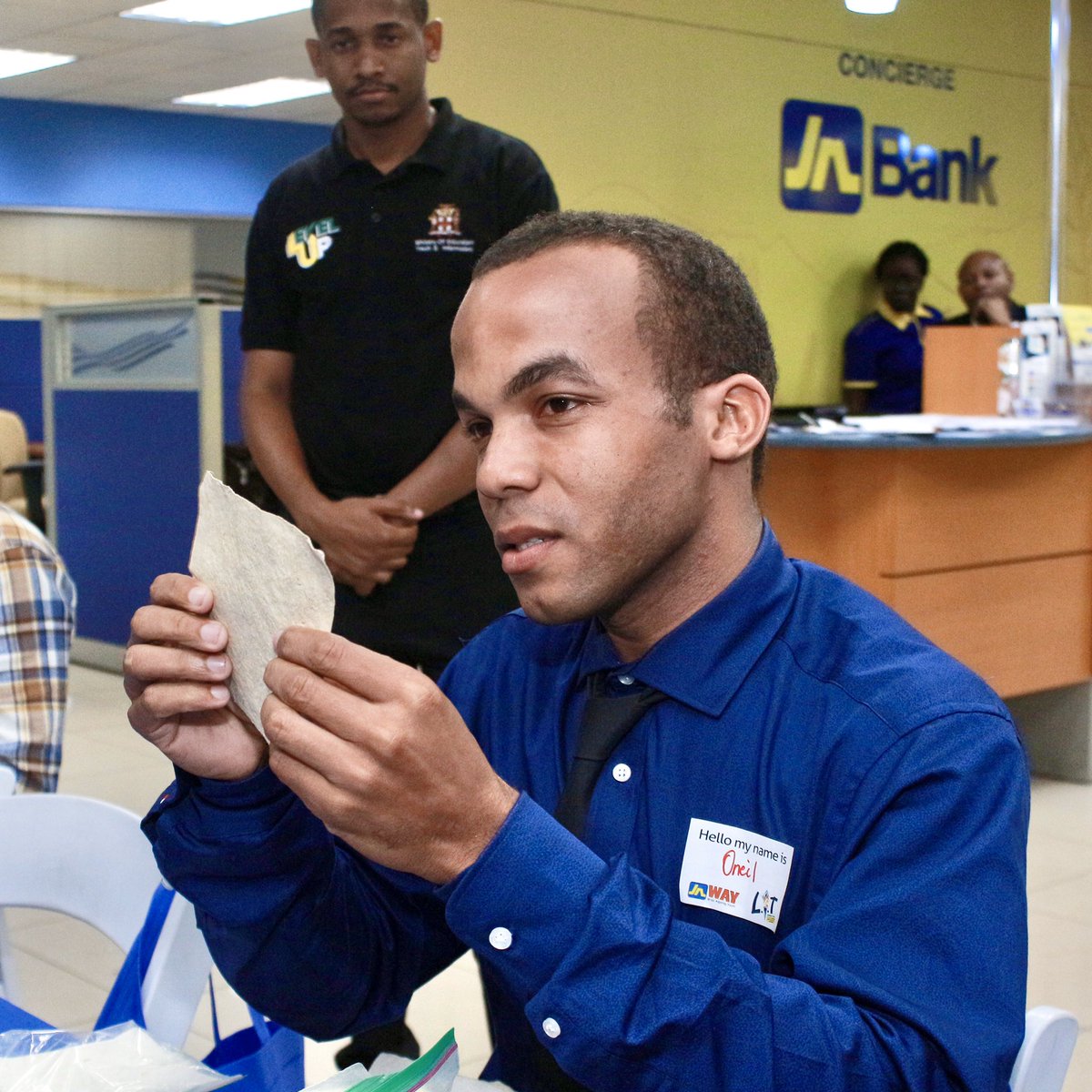 jnbanklimited's tweet photo. Meet OโNeil Chin. This young great mind is in the process of developing a business that converts grass into any form of paper ๐งป๐ , wow ๐๐พ
#LitYouthJA #FindAWay #JNWay https://t.co/8T1CaIynxd