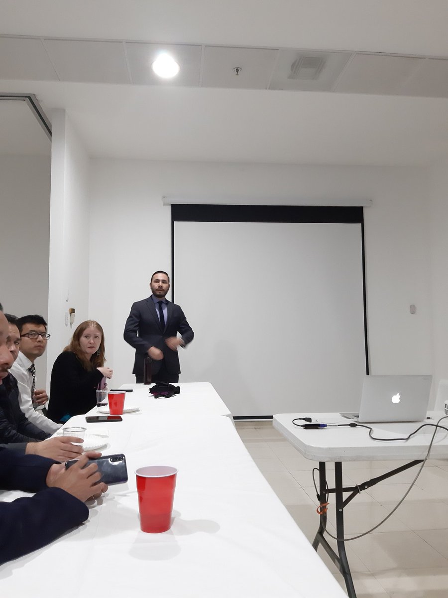 Journal Club Noviembre: temas de Urología Ginecológica y Urodinamia. Coordinado por <a href="/edgarmg18/">Dr. Edgar Mayorga Gomez</a> (egresado de <a href="/UrologiaGea/">Urología Gea</a>) y Dra. Atziri Ramírez. Participantes: #UroResMex Gea, HGM, HJM, HALM. Ya una actividad académica mensual consolidada gracias a <a href="/mcantellano/">Mau Cantellano</a>.