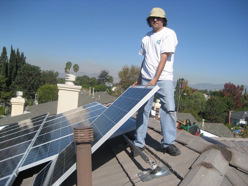 Why homes with #solar #panels are just like much of us when @SCE and @PGE4Me pull the plug https://buff.ly/2OVhhtA via @ocregister #powershutoff
