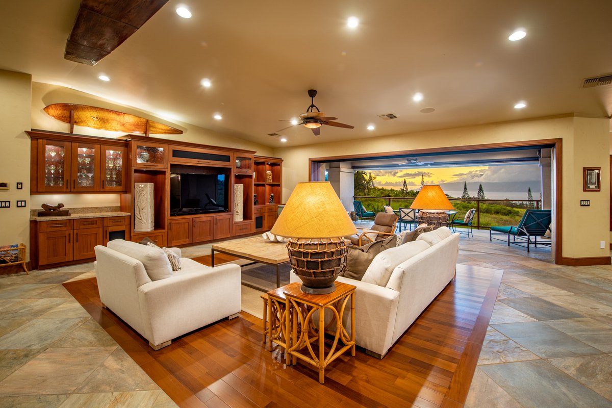 CourtneyMaui's tweet photo. How about spending Thanksgiving here? #sothebysrealty #kapalua #maui 
https://t.co/7eGi9EST5V https://t.co/2yzXhtuFLS