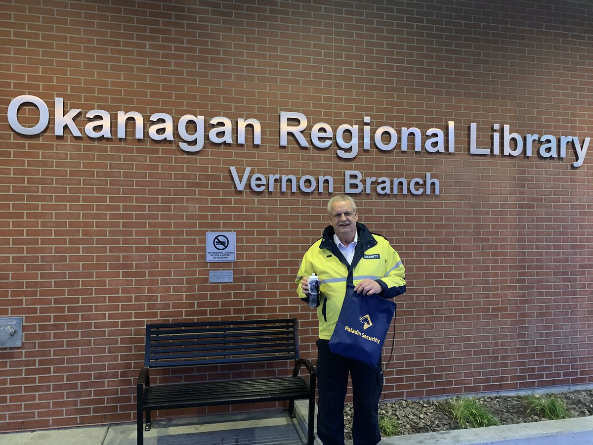 PaladinTaj's tweet photo. #24hoursofthanks with a few of our @KelownaPaladin Healthcare, College and GD Officers who dedicate themselves to making the North Okanagan community of Vernon a safe place to live, vacation and raise a family. #paladinfamily @big_daddy_jd @SecurityCarson @PaladinSecurity https://t.co/8nlDFbKRDN