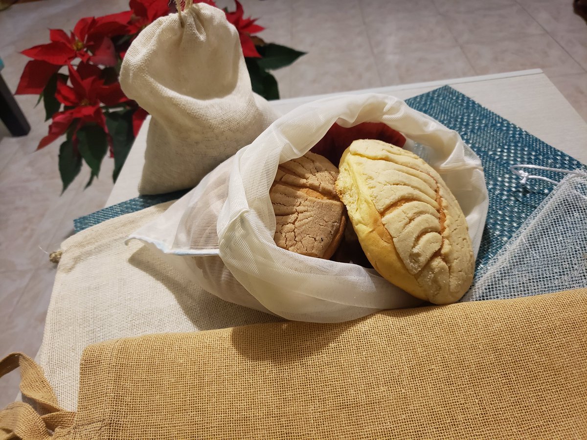 _lamae_bua_'s tweet photo. Hola Dios soy yo de nuevo!

Gracias al éxito que tuvieron las #ecobolsas ya tenemos nuevos modelos para:

-Pan
-Frutas y verduras
-Dulces y botanas
-Granos y semillas

++++++ https://t.co/b0ptYLZsNd