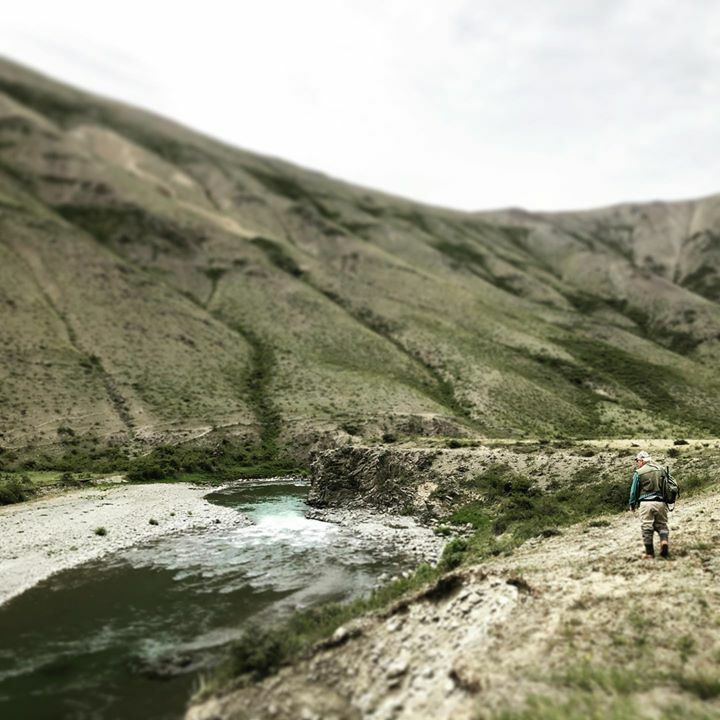 NZflyfishing's tweet photo. ...along the unsealed road within Molesworth Station and the variety of terrain to fish in NZ @riverview_lodge #flyfishnz #flyfishing #southislandnewzealand https://t.co/lRMBHDjNXW https://t.co/kmUA2I6Uro