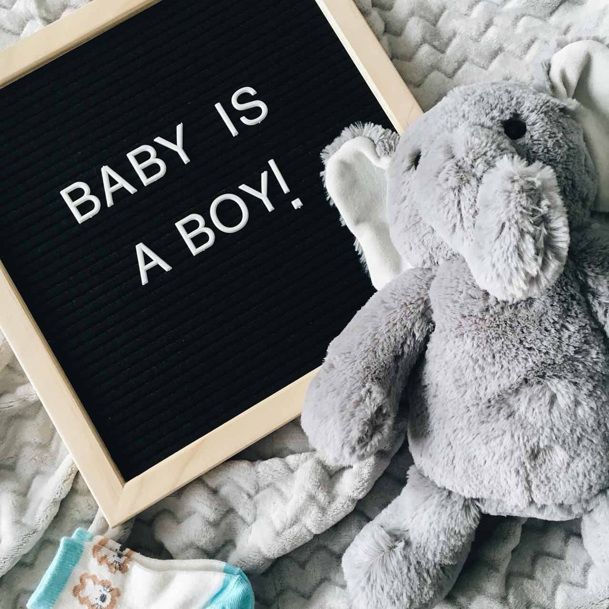 CoachBPThompson's tweet photo. Excited to announce that our little one due in June is going to be a baby boy 👶🏼. Looking forward to all of the memories to come with our little man! #JoshuaPatrickThompson #ThompsonPartyOfThree https://t.co/ZjMgVxwcZt