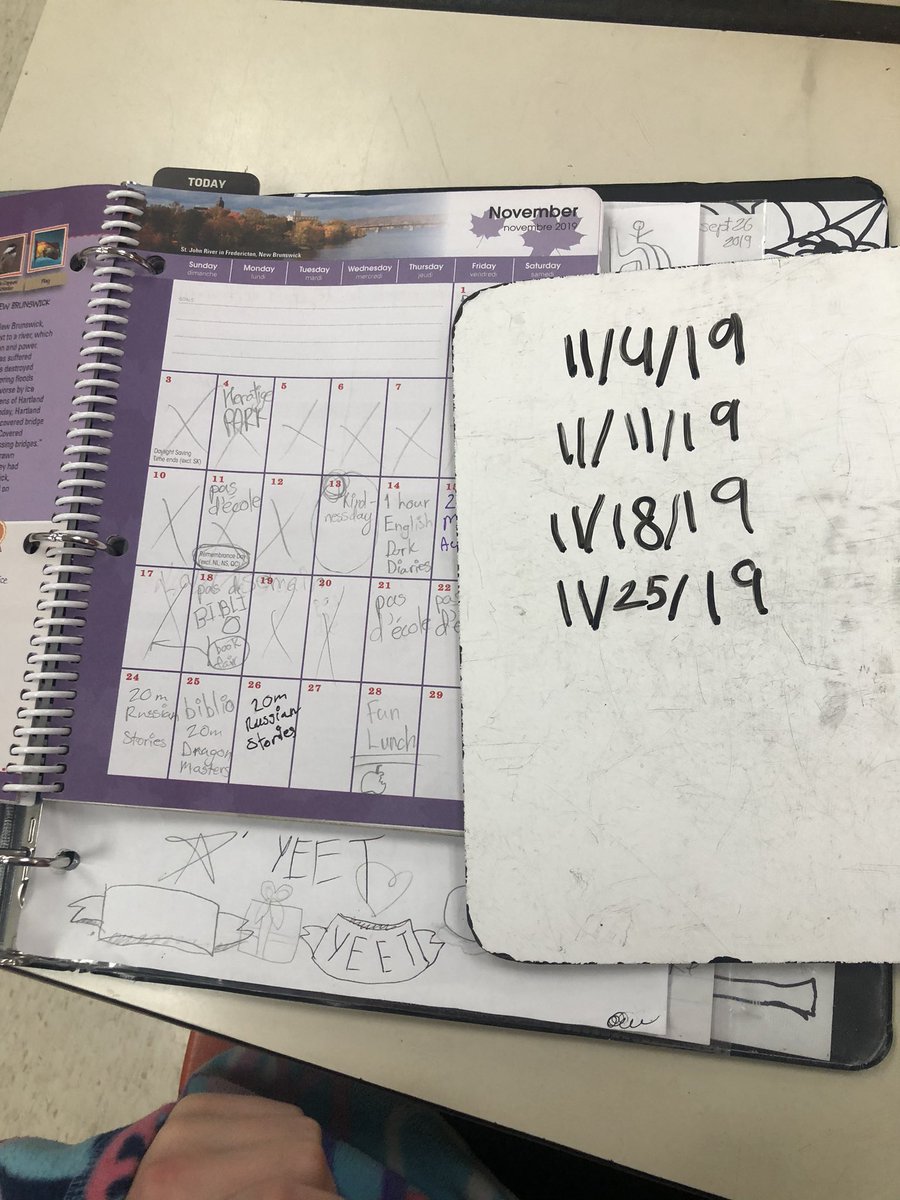 JJAndreaM1's tweet image. Learning how to use a calendar by recording dates that are important to students! #meaningfullearning #mathiseverwhere #lesmathssontpartout@JohnstoneSchool