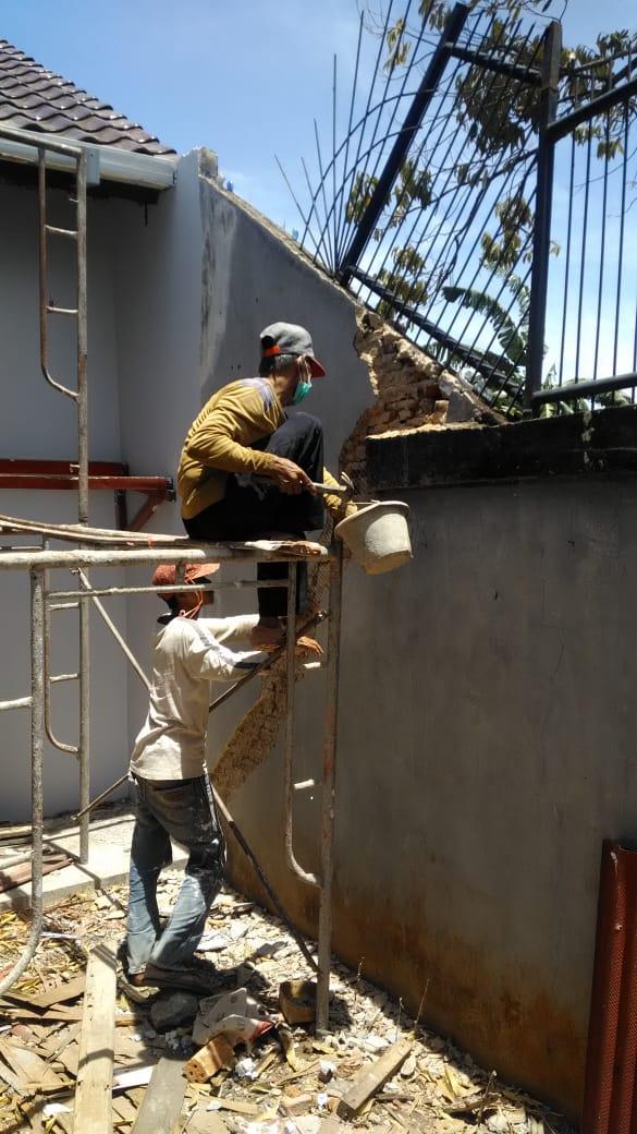 RumahInteriorBE's tweet photo. #KamisOptimis #RumahRenovasiLampung #renovasirumah #renovasi #rumah https://t.co/r81WvxdPMV