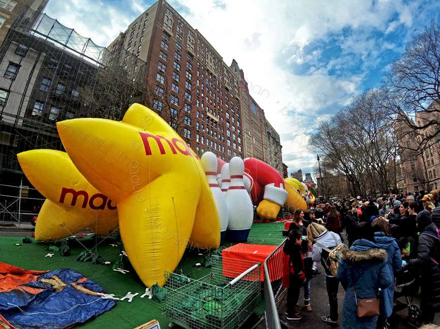 NYVisit's tweet photo. At the #BalloonInflation on #ThanksgivingEve. Despite the windy forecast, hoping that the balloons will fly in the #MacysParade tomorrow. #MacysThanksgivingDayParade #Thanksgiving #Thanksgiving2019 #nycphotographer https://t.co/gne1xjv29u