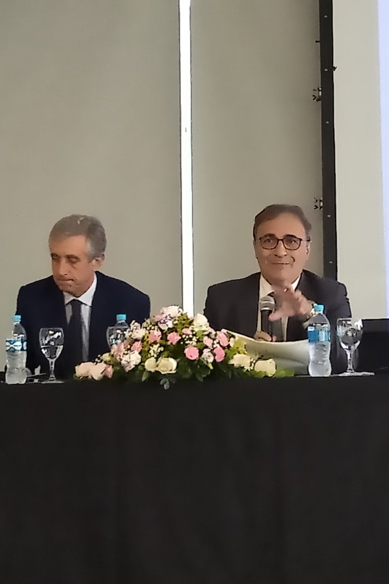 ItaliaenBsAs's tweet photo. #ConfConsoli dell'America latina: a Asunción confronto tra buone prassi e servizi offerti dai consolati d'🇮🇹 agli utenti d'area. @ItaliaenBsAs ha presentato l'esperienza del #Twitter come strumento di comunicazione con l'utenza. @LuigiVignali @RicardoMerlo5 @ItalyinARG @ItalyMFA https://t.co/csq2VQT7BJ