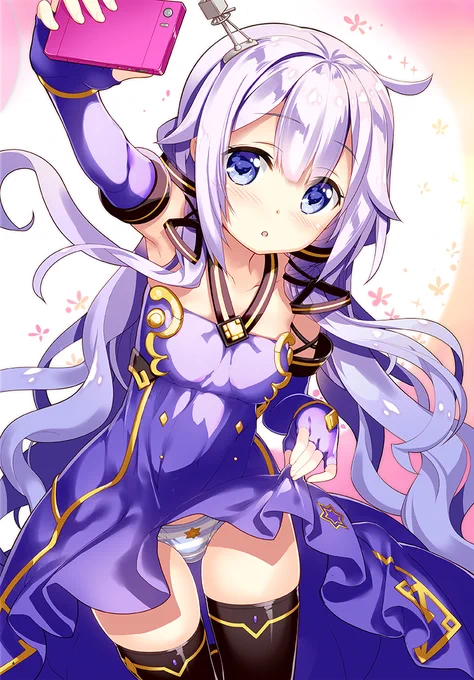 「う…うまく撮れてるかな…」
☆自撮りユニコ☆
#いいニーハイの日 #アズールレーン 