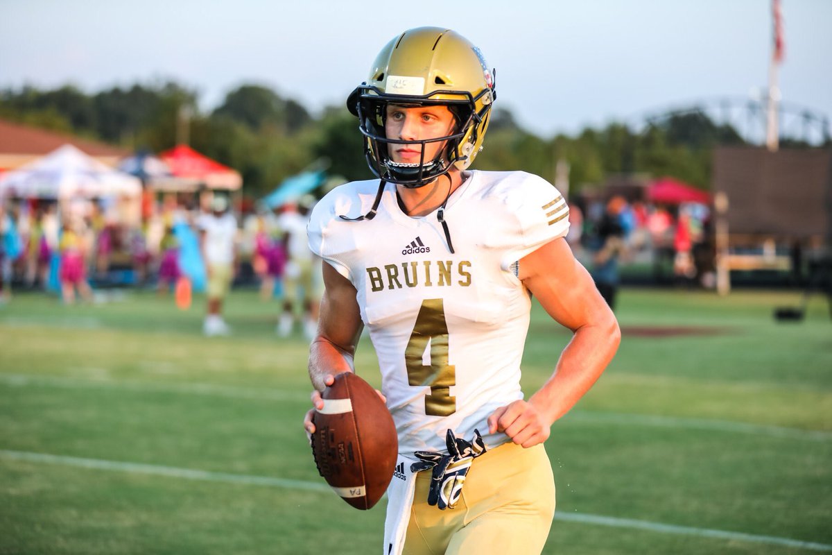 PABruinFootball's tweet photo. Tomorrow the PA community and especially all Bruin Football Alumni are invited to come by our Thanksgiving practice at 9:30 am at Joe B. Hatcher Stadium.  Happy Thanksgiving please like and retweet https://t.co/yc14HLMKQ6