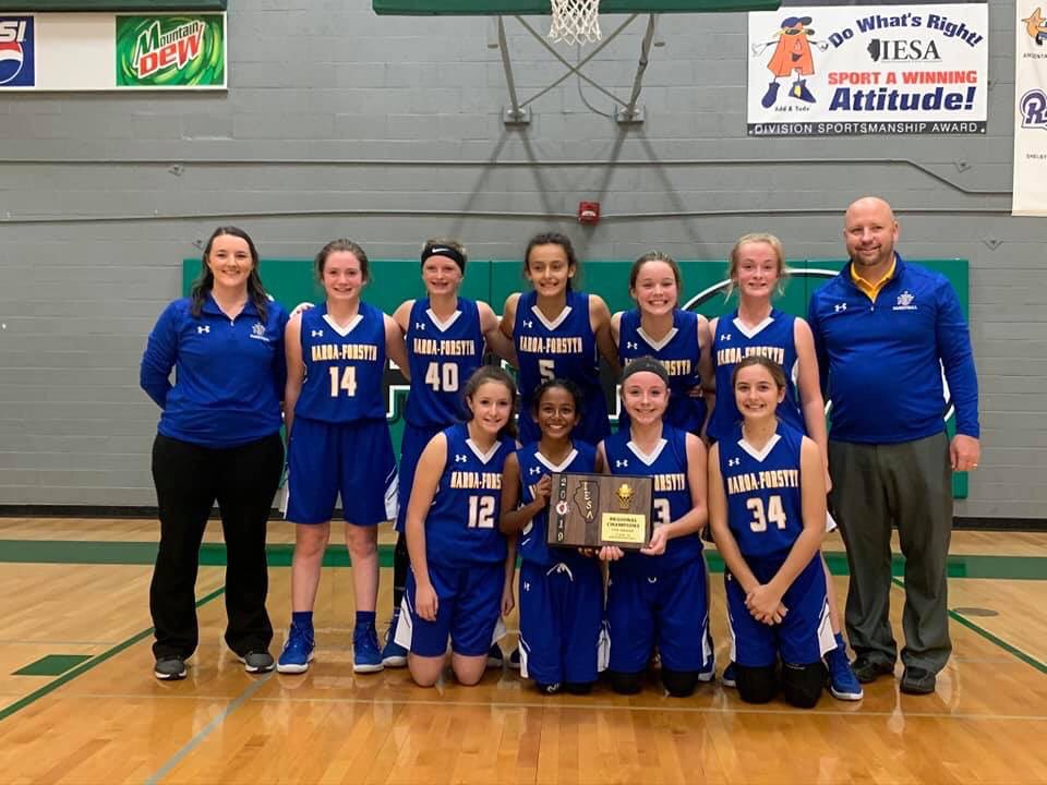 MaroaForsythMS's tweet image. 7th grade regional champions!  #mtfproud