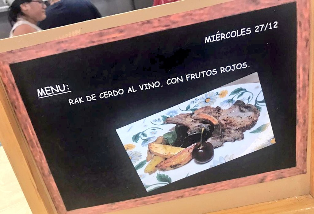 RosanaEAyala's tweet photo. ATM. San Ignacio..Exámen final de gastronomía. Acompaño la Secretaría de Educ Técnica de Jujuy.
La Educ Técnica misionera esta preparada para afrontar cualquier circunstancia...allí siempre nos encontraremos, no importa los momentos buenos o males... vamos a estar. https://t.co/cjxaDaRbwc